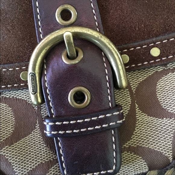 SOLD Authentic Coach Wristlet - Picture 6 of 8